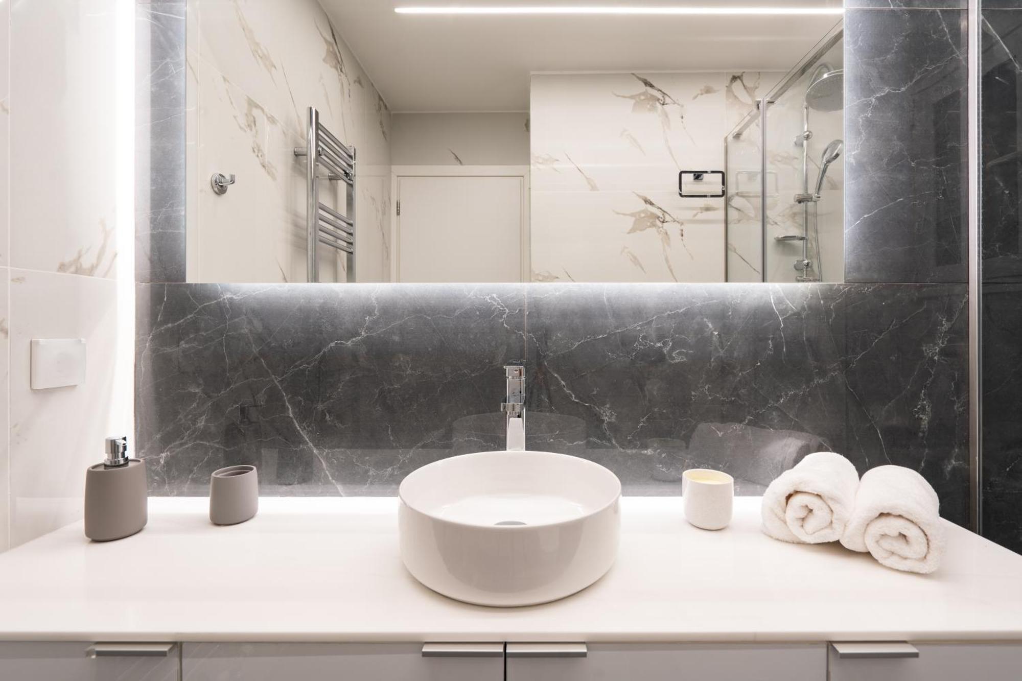 Exclusive And Deluxe Apartment In Athens City Extérieur photo