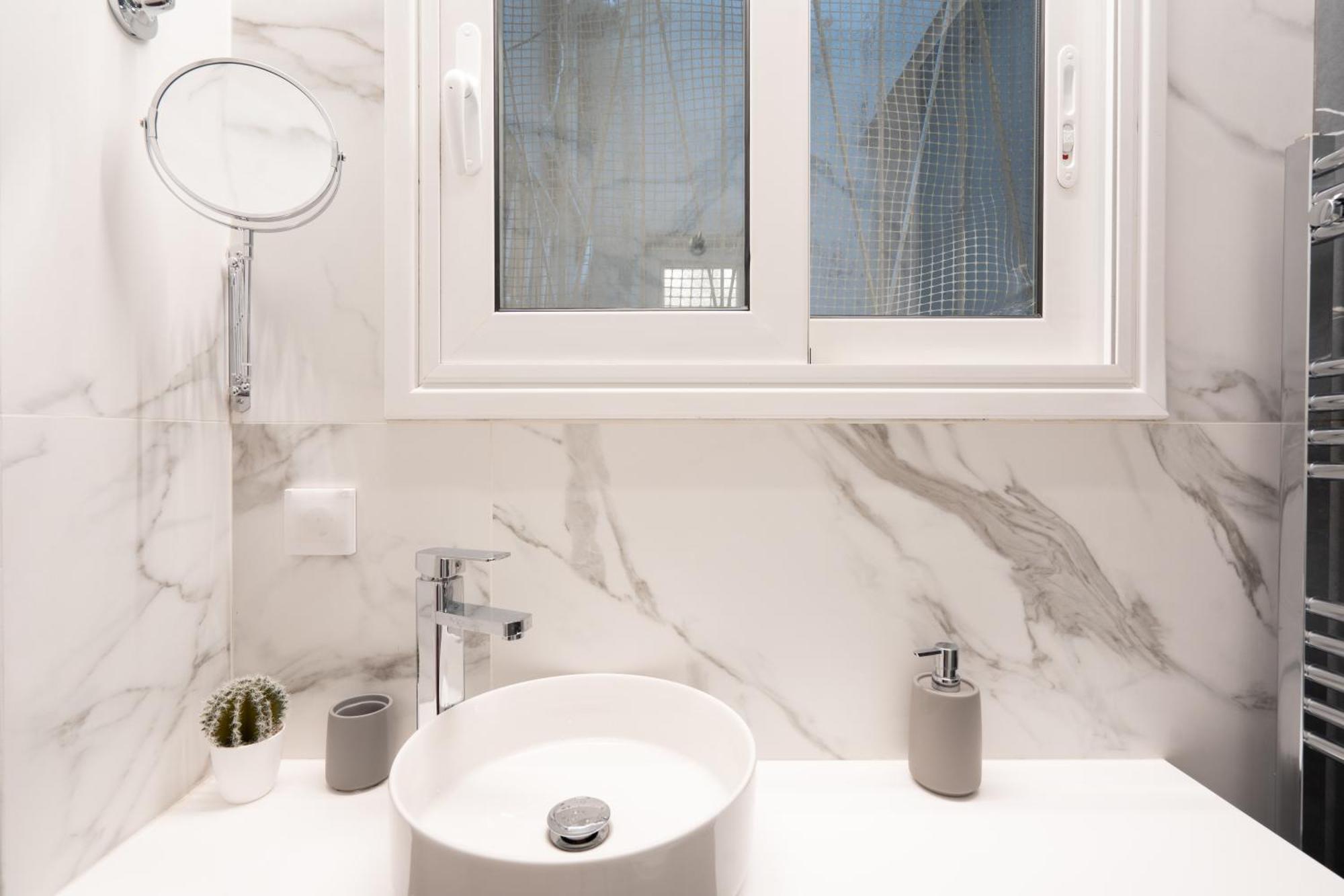 Exclusive And Deluxe Apartment In Athens City Extérieur photo